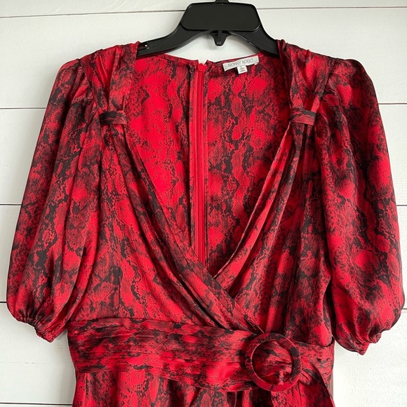 NWT Ronny Kobo Torrey Snakeskin-Print Mini Dress Size Large - Picture 3 of 10